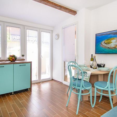 Apartman Dana Kastelir-Labinci Esterno foto