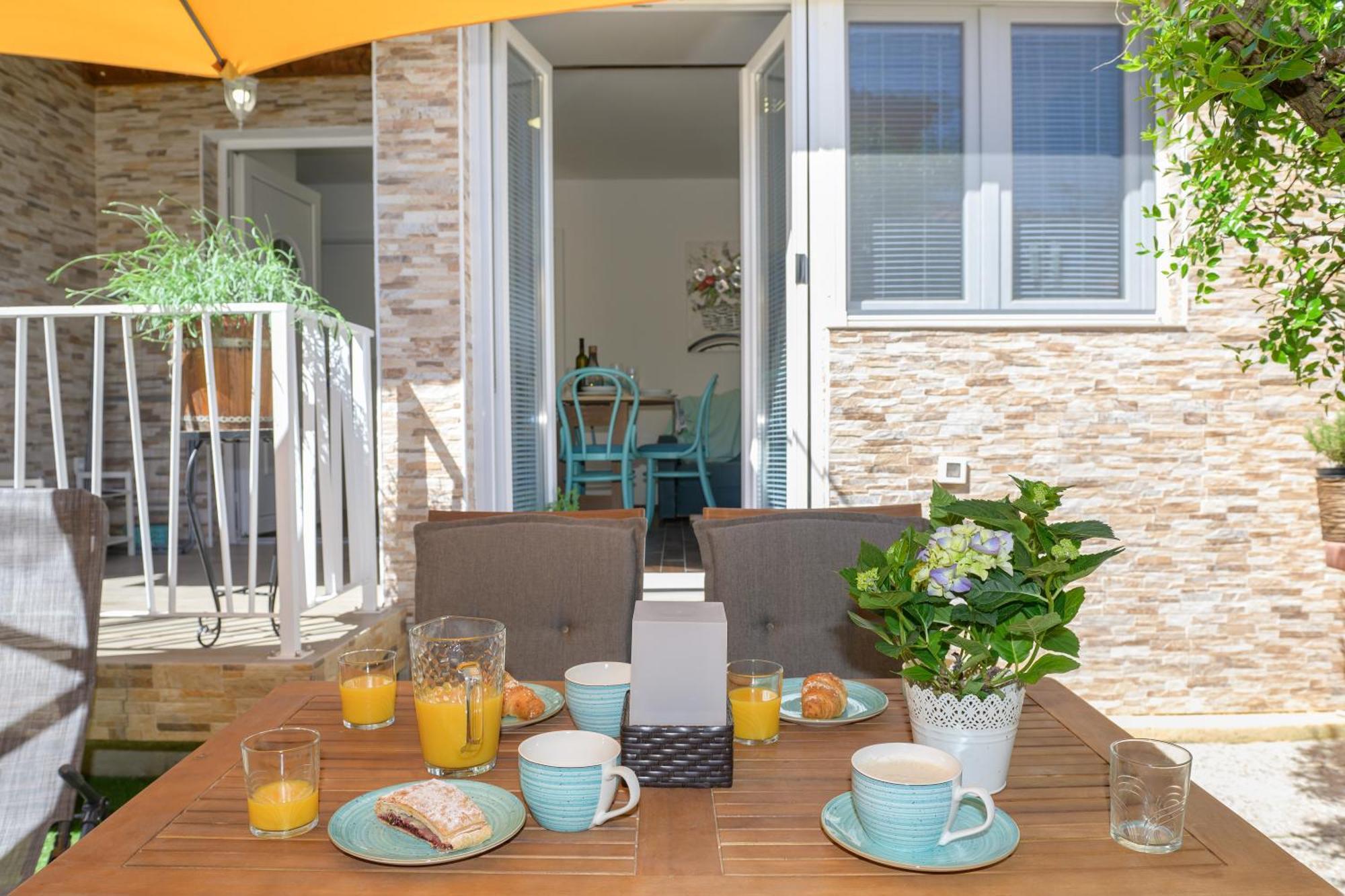 Apartman Dana Kastelir-Labinci Esterno foto