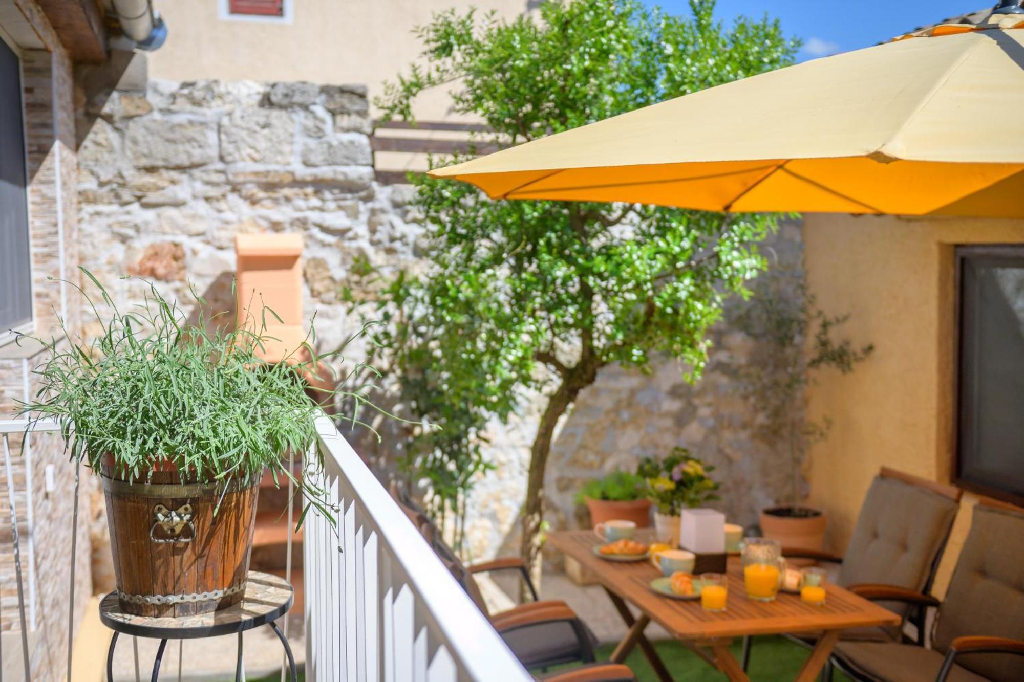 Apartman Dana Kastelir-Labinci Esterno foto