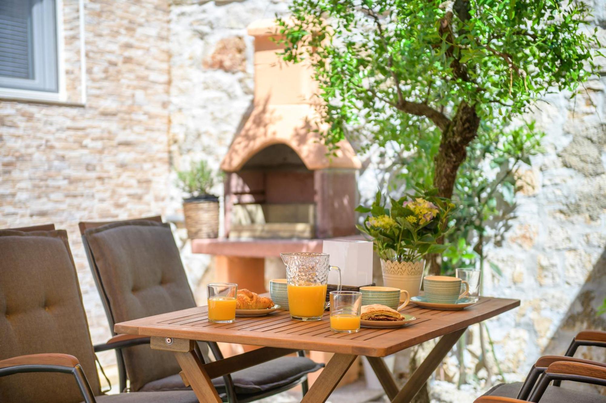 Apartman Dana Kastelir-Labinci Esterno foto